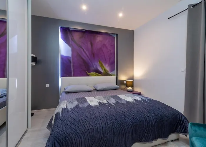 Pupa * Τρογκίρ