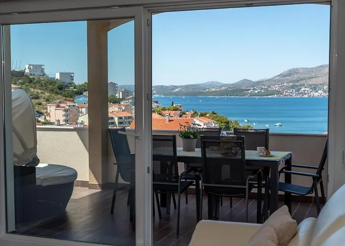 Pupa Διαμέρισμα