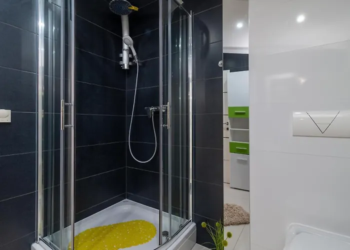 Pupa * Τρογκίρ