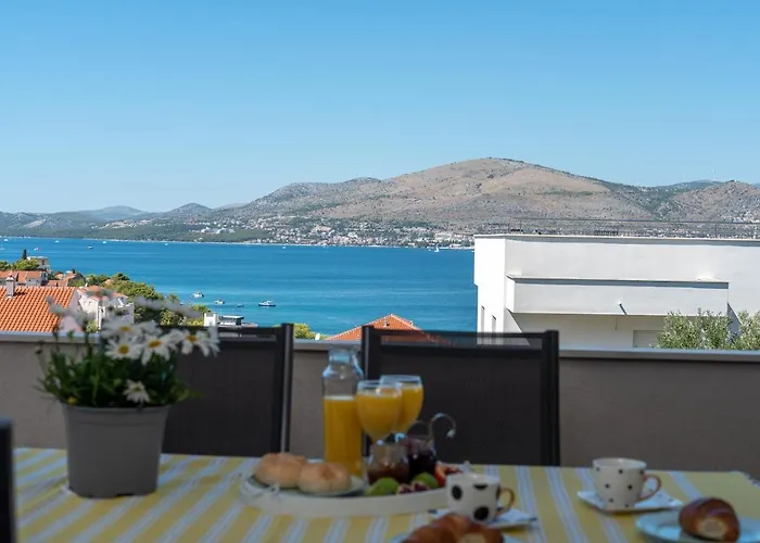 Pupa * Trogir